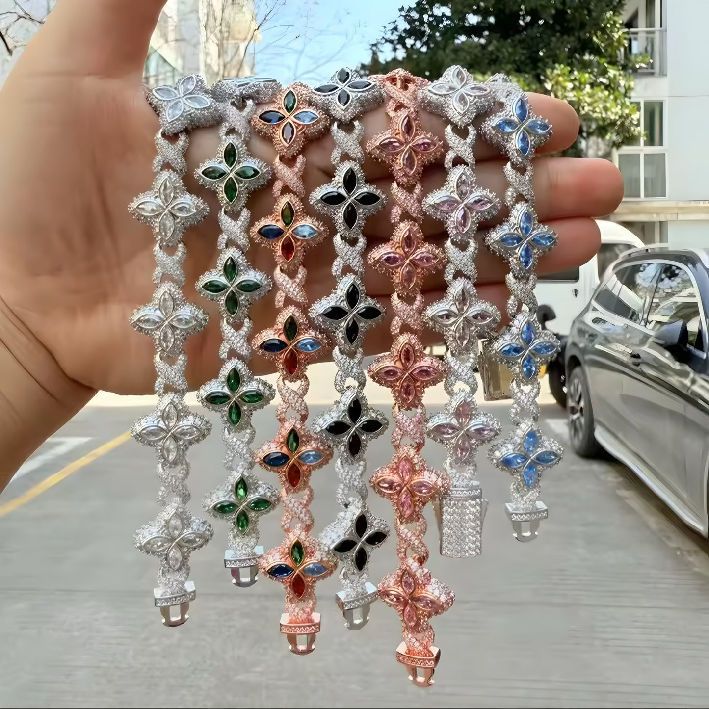 BRACCIALE INFINITY PETALS - ORO 18 CARATI