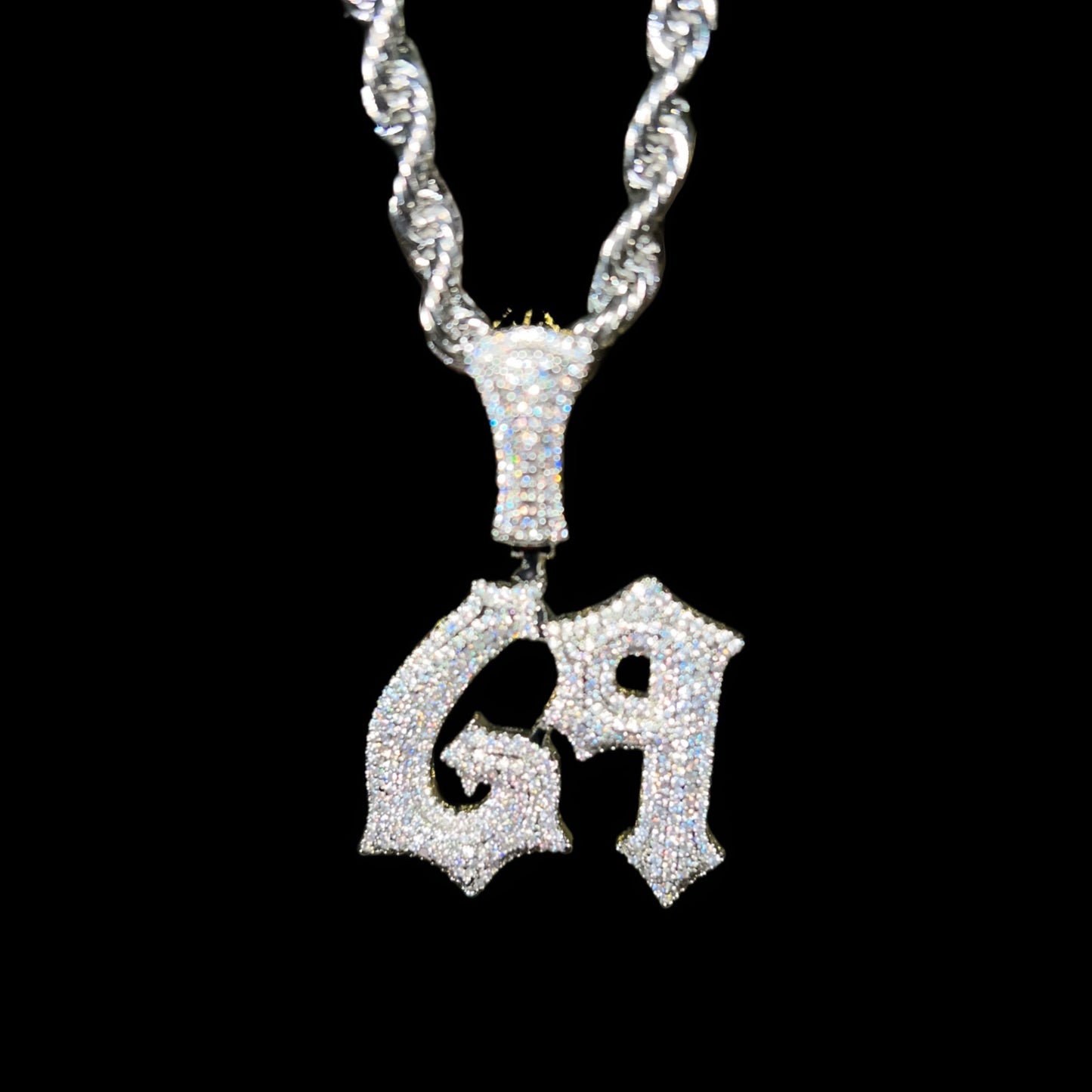 PENDENTE PERSONALIZZATO GHOTIC - ORO 18 CARATI