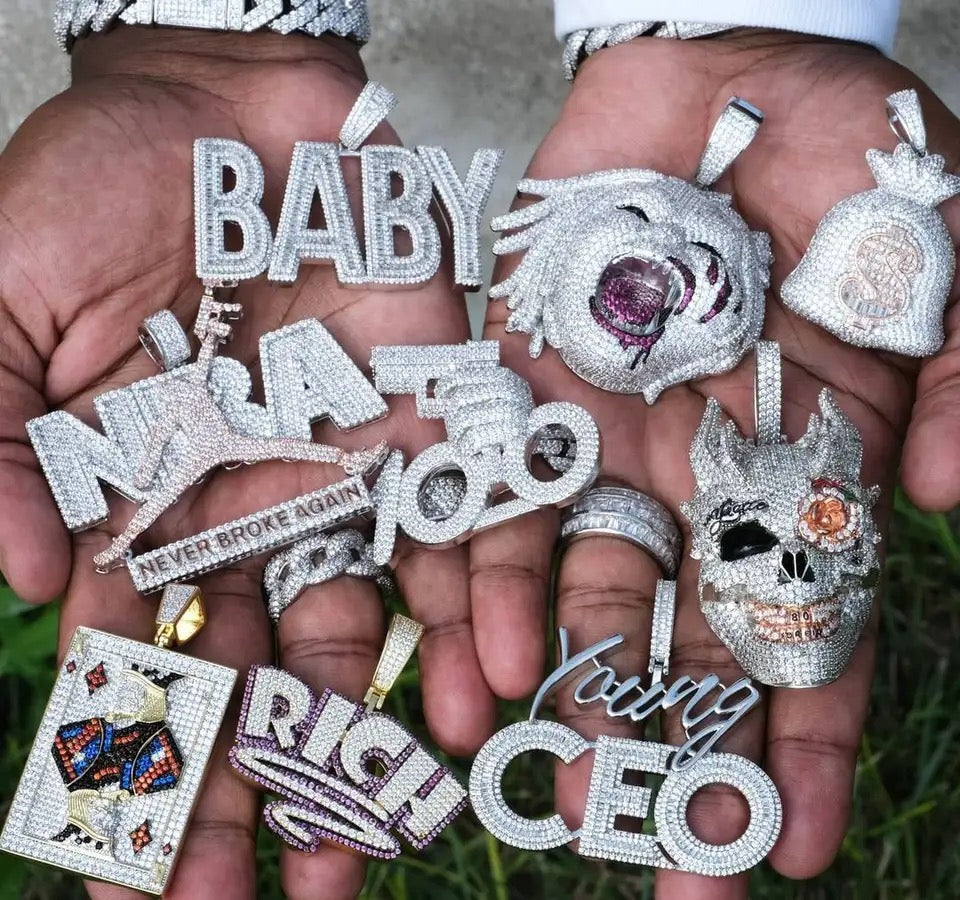 Pendente Young CEO - Oro 18K