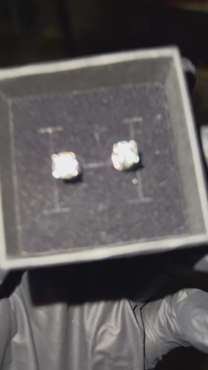 ORECCHINI MOISSANITE LIGHT 925. - ORO BIANCO 18 CARATI